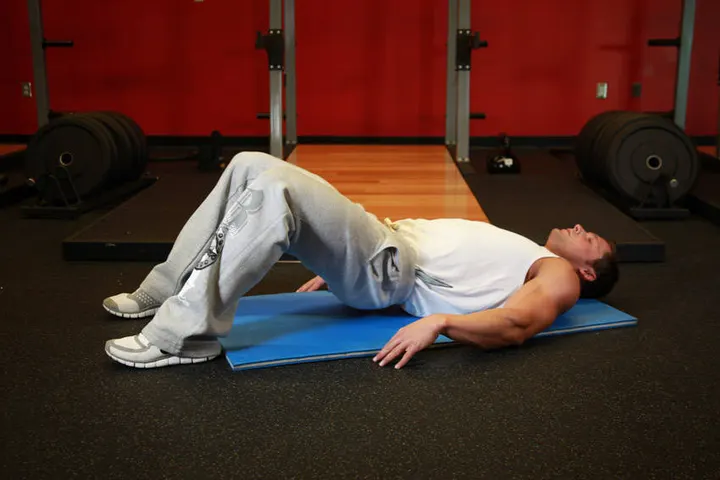 Butt Lift (Bridge) — Start position