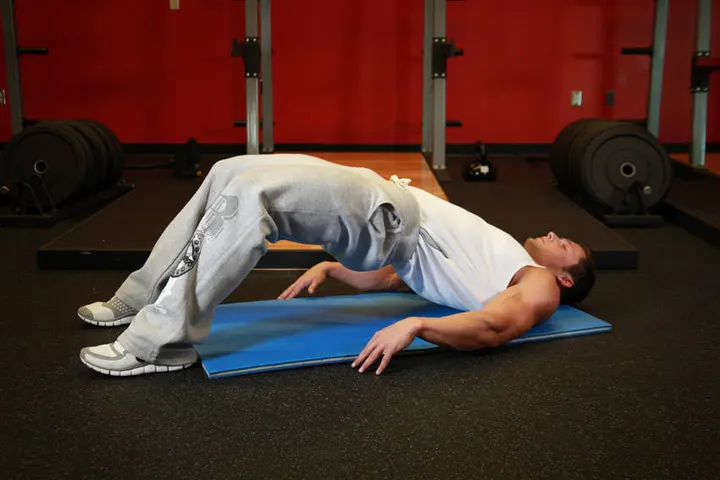 Butt Lift (Bridge) — End position