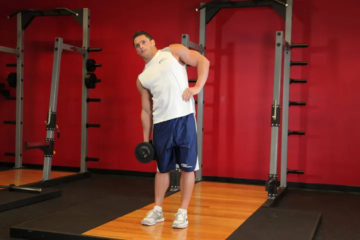 Dumbbell Side Bend — Start position