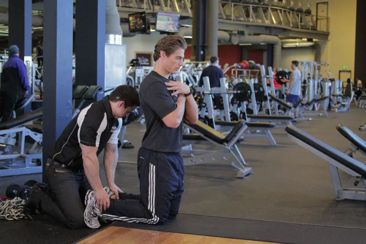Floor Glute-Ham Raise — Start position