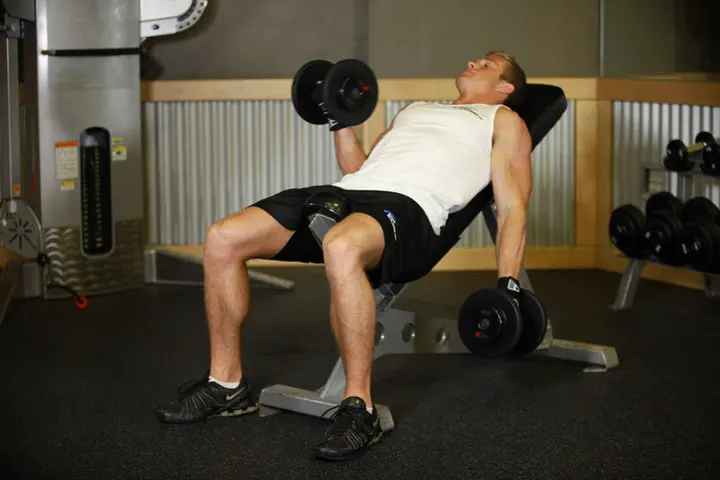 Incline Dumbbell Curl — Start position