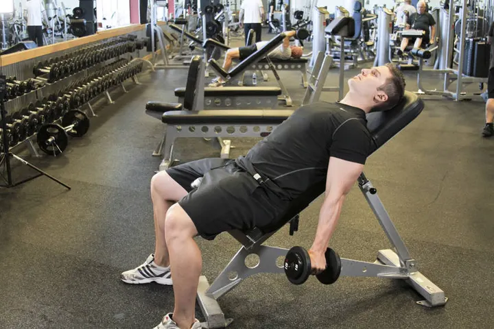 Incline Hammer Curls — Start position
