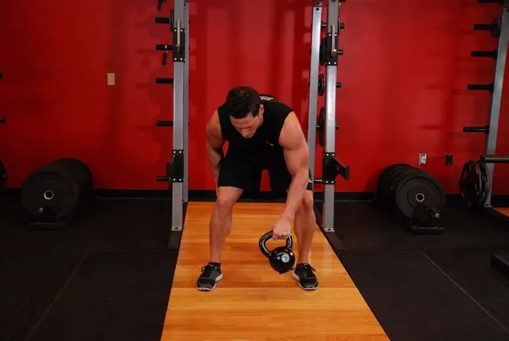 Kettlebell Figure 8 — End position