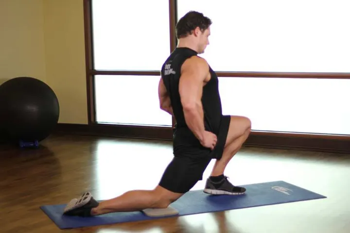 Kneeling Hip Flexor — Start position