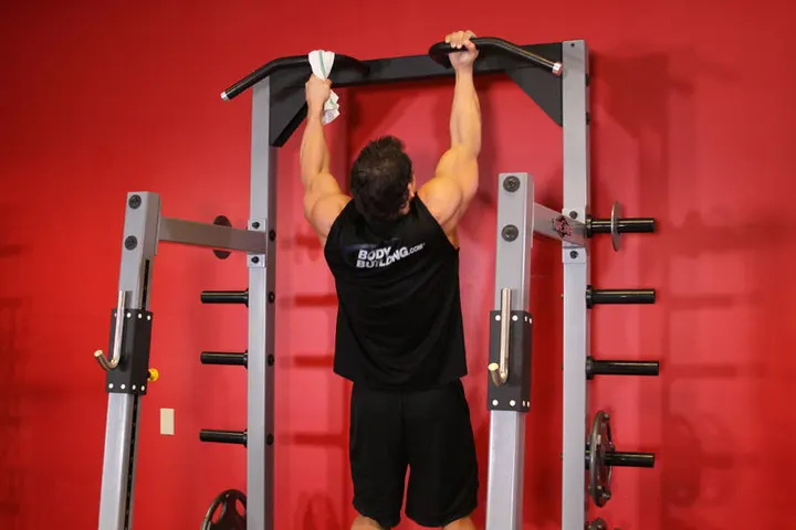 One Arm Chin-Up — Start position