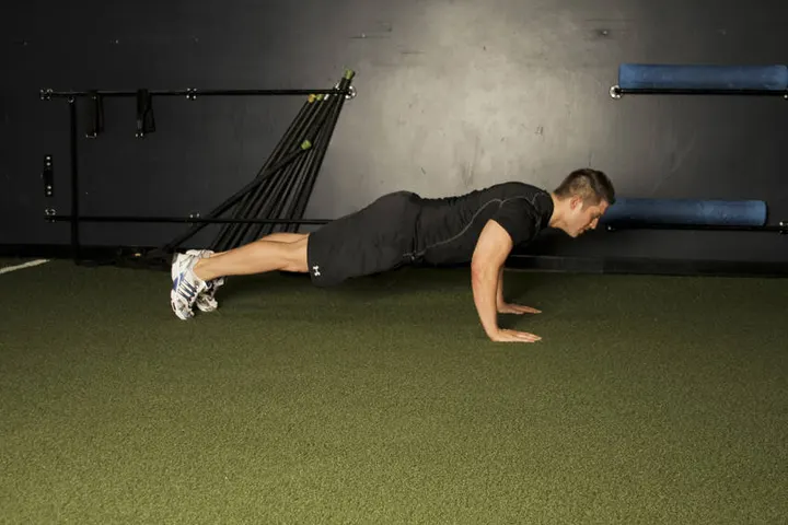 Plyo Push-up — End position