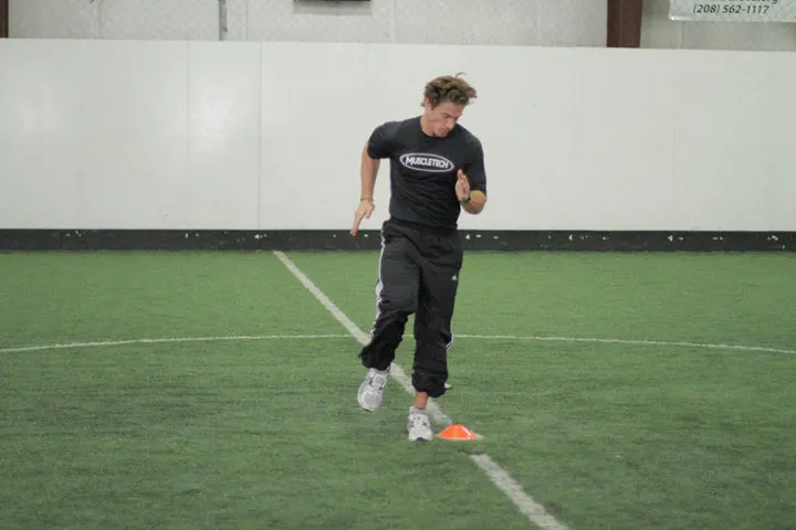 Single-Cone Sprint Drill — Start position