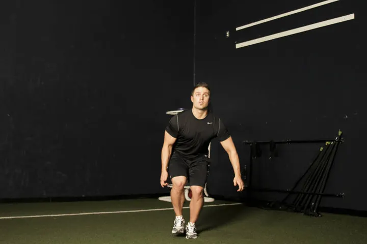 Single Leg Butt Kick — Start position