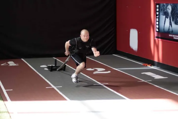 Sled Drag - Harness — Start position