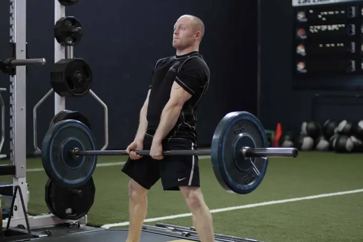 Sumo Deadlift — End position